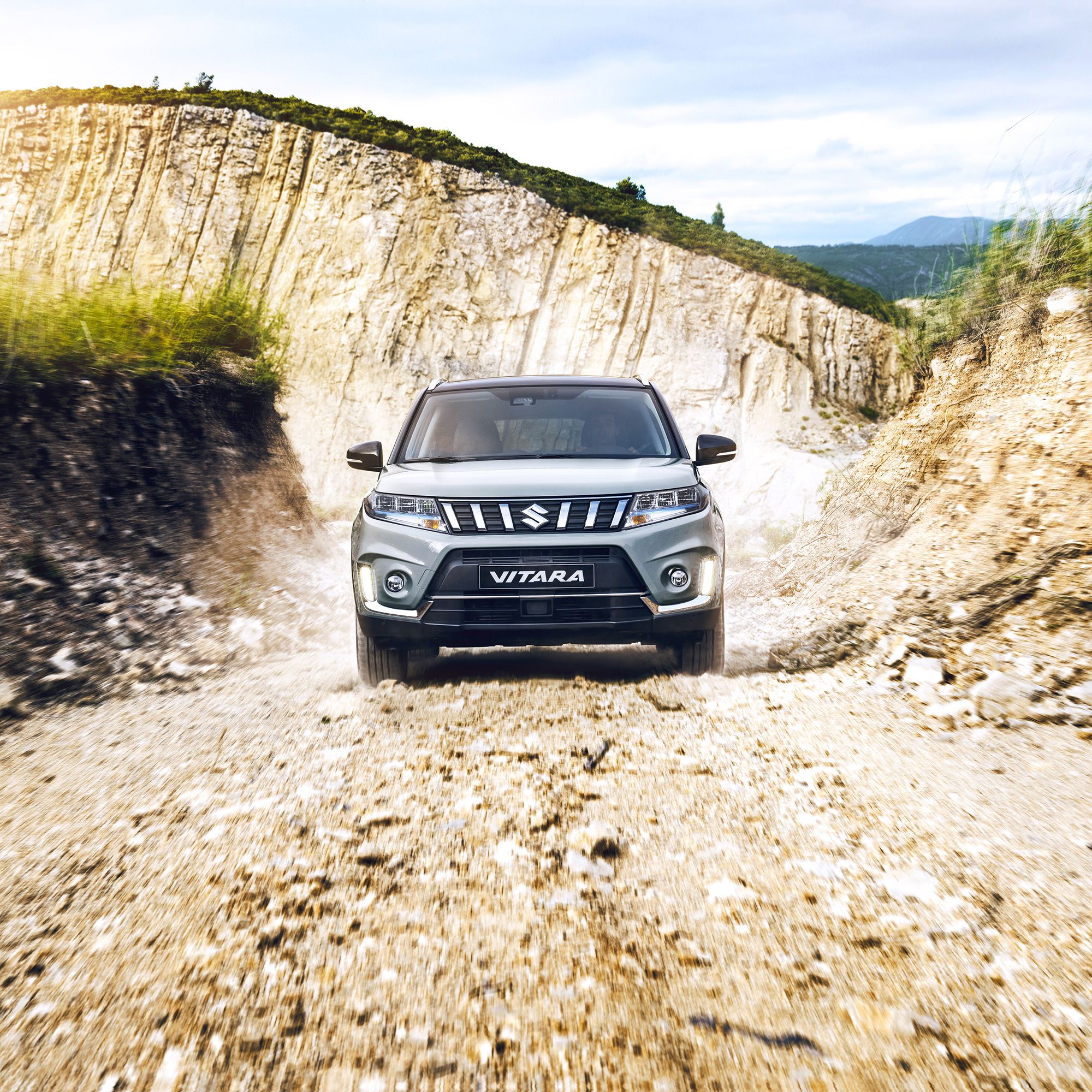 Vitara-Hybrid-4×4-1×1